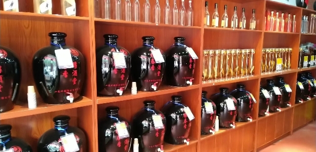 成熟的連鎖加盟散酒店有哪些？